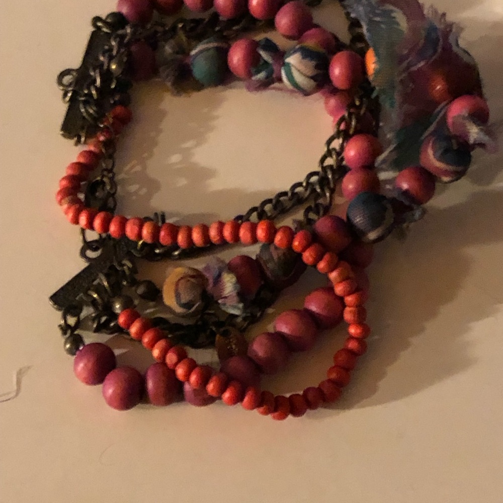 Bracelets - Picture 4 of 4